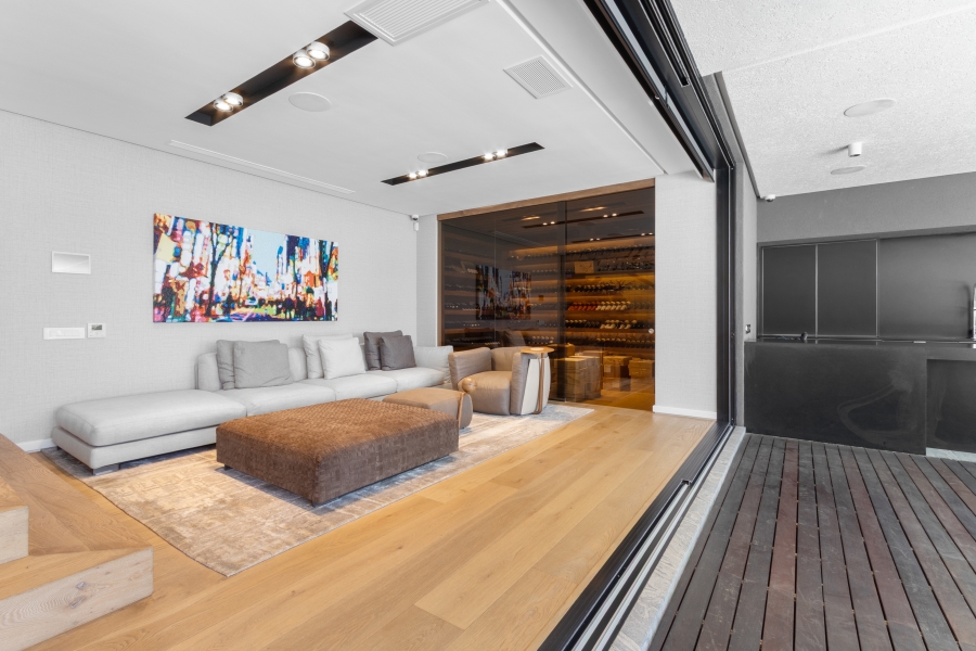 5 Bedroom Property for Sale in Camps Bay Western Cape